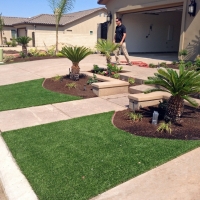 Green Lawn Cumberland City, Tennessee Landscaping, Front Yard