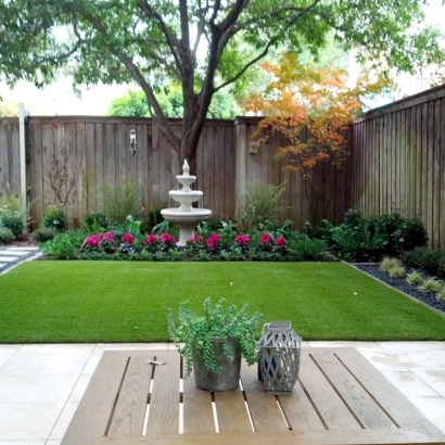 Plastic Grass Ramer, Tennessee Landscaping Business, Backyard Designs