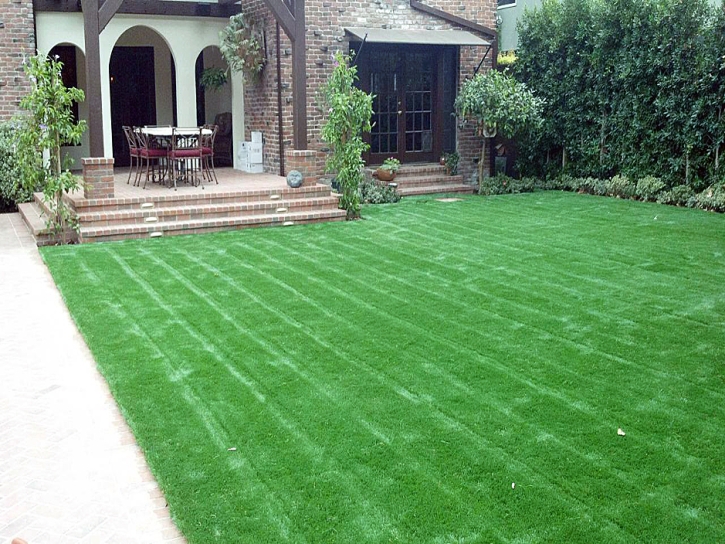 Grass Turf White House, Tennessee Landscape Ideas, Front Yard Design