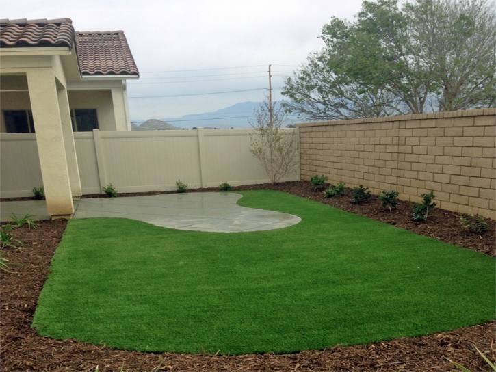 Lawn Services Grimsley, Tennessee Gardeners, Small Backyard Ideas